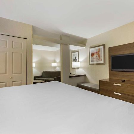 Best Western Plus Nashville Airport Hotel - Bna מראה חיצוני תמונה