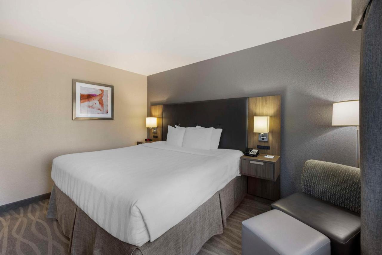 Best Western Plus Nashville Airport Hotel - Bna מראה חיצוני תמונה